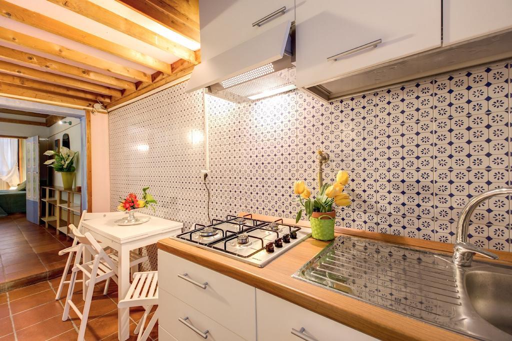 Casa Savelli Apartment Рим Стая снимка
